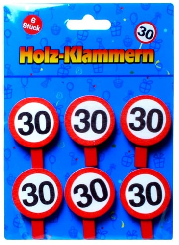 4249-klamerki-przypinki-na-30-urodziny-znak.jpg